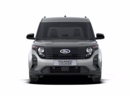 FORD TOURNEO COURIER TITANIUM pieno