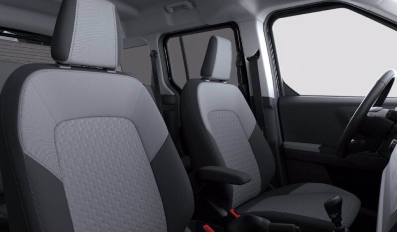FORD TOURNEO COURIER TITANIUM pieno