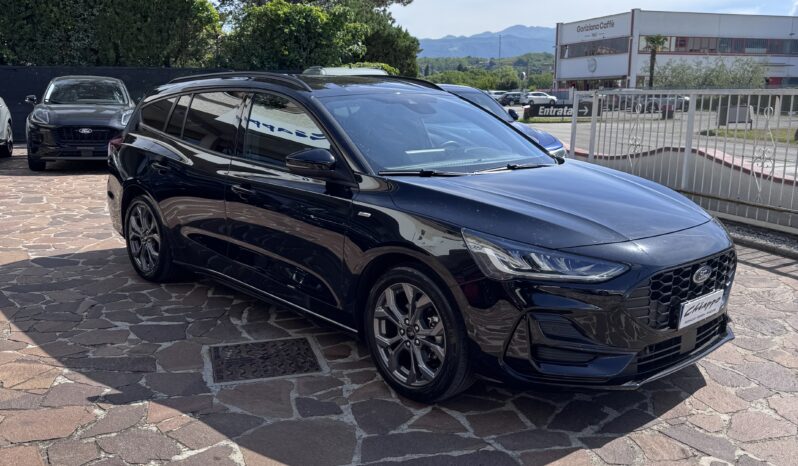 FORD FOCUS ST-LINE pieno