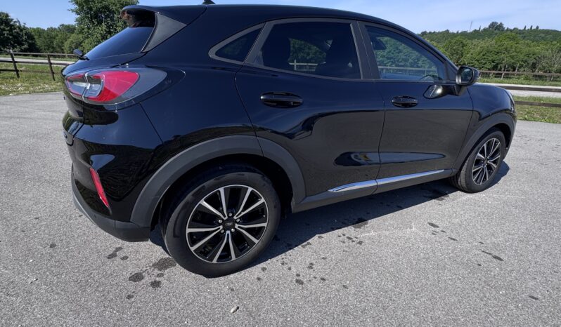 FORD PUMA TITANIUM pieno