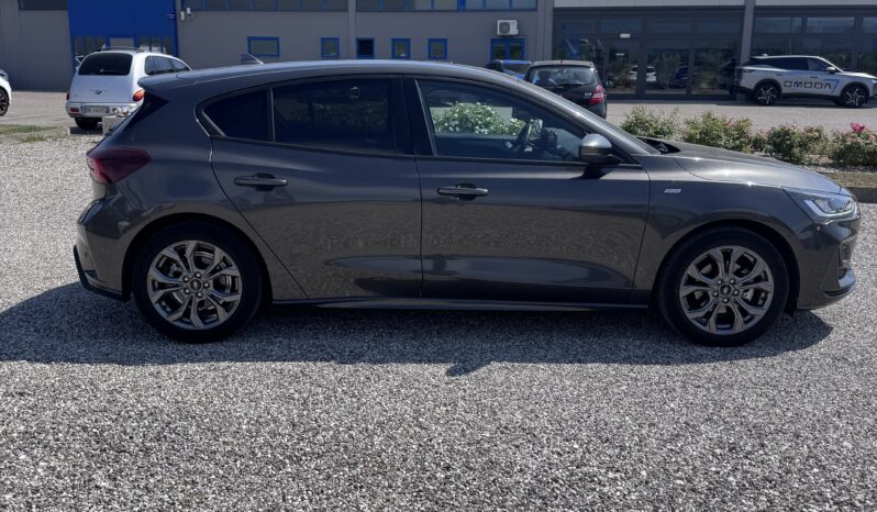 FORD FOCUS 5P pieno