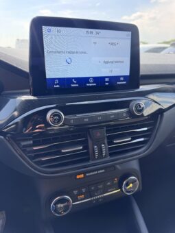 FORD KUGA ST-LINE pieno