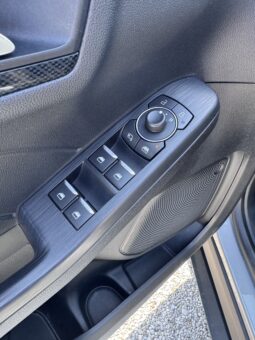 FORD KUGA ST-LINE pieno