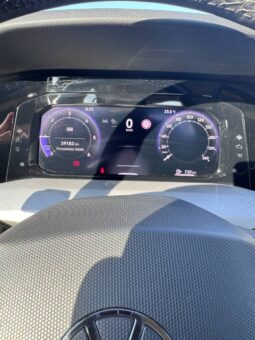 VW GOLF pieno