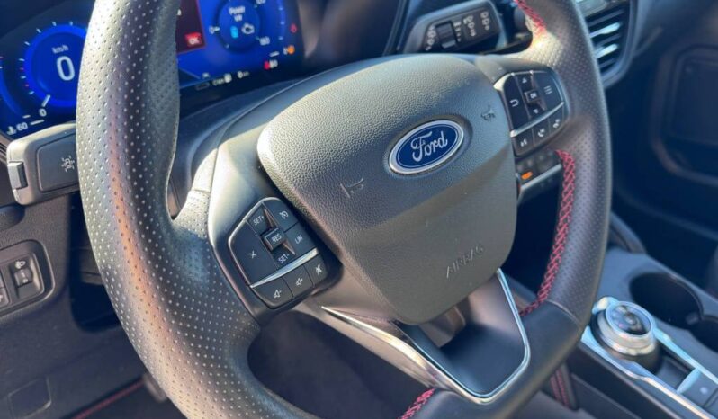 FORD KUGA ST-LINE X pieno