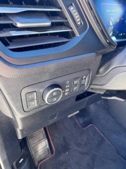 FORD KUGA ST-LINE X pieno