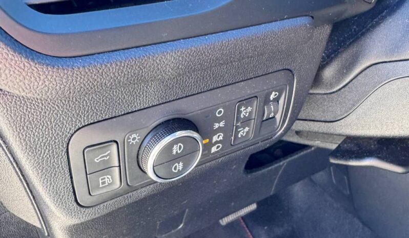 FORD KUGA ST-LINE X pieno