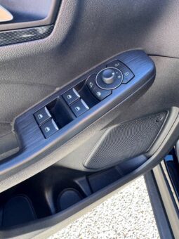 FORD KUGA ST-LINE X pieno