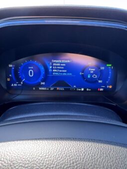 FORD KUGA ST-LINE X pieno