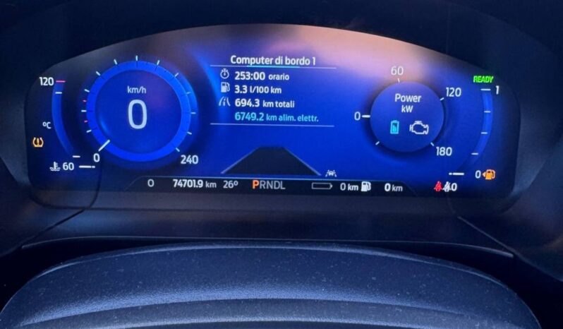 FORD KUGA ST-LINE X pieno
