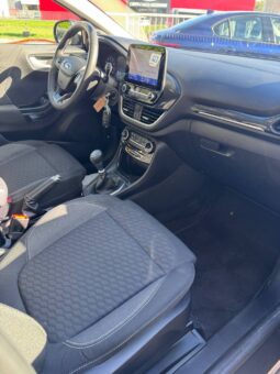 FORD PUMA TITANIUM pieno