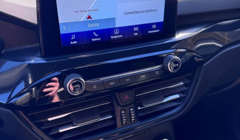 FORD KUGA ST-LINE pieno