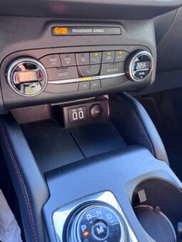 FORD KUGA ST-LINE pieno