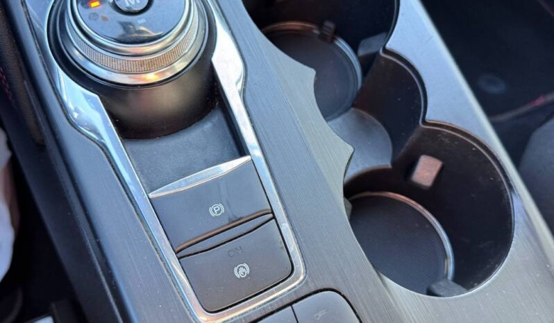 FORD KUGA ST-LINE pieno
