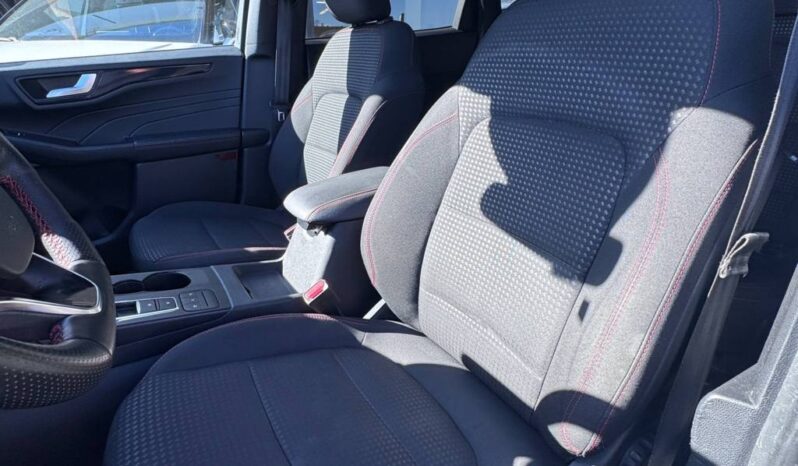 FORD KUGA ST-LINE pieno