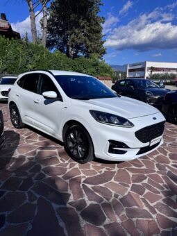 FORD KUGA ST-LINE pieno